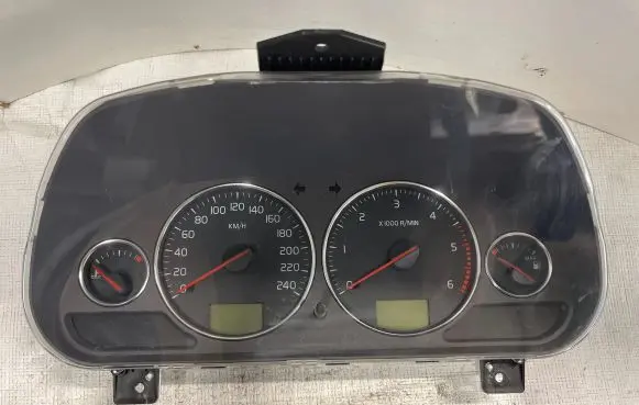 Volvo S40, V40 Speedometer (instrument cluster) 30662278 30623974 03W52D2