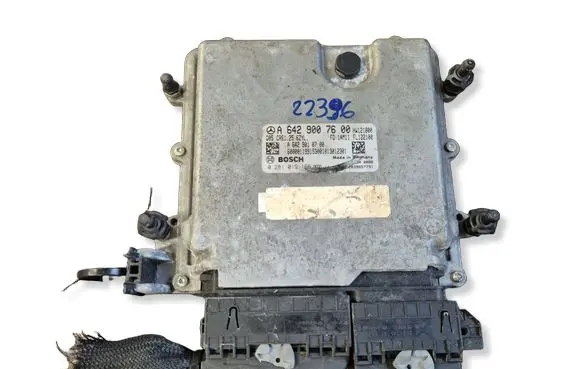 Mercedes-Benz S W221 Engine control unit/module A6429007600 A6429010700 0281019166