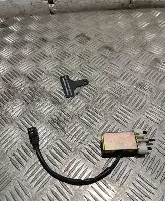 Fuel tank cap lock motor