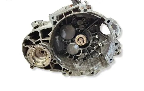 Volkswagen PASSAT B7 Manual 6 speed gearbox LNZ