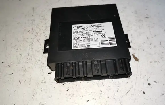 Ford Focus Comfort/convenience module 98AG15K600DE 5WK48823