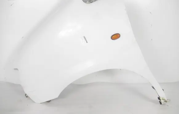 Hyundai H-100 Fender 