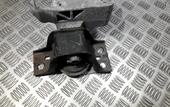 Nissan Note (E11) Engine mount bracket 11210ax60a 11210ay600