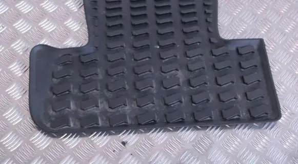 Audi Q5 SQ5 8R Rear floor mat 8R0061511