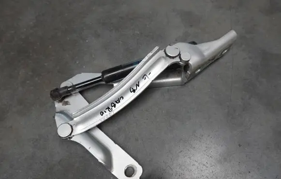 Volkswagen New Beetle Tailgate/trunk strut/damper 1Y0827550F