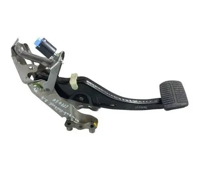 Subaru Outback (BT) Brake pedal 36012AN02A