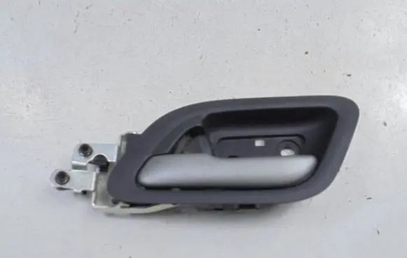 Honda FR-V Rear door interior handle 