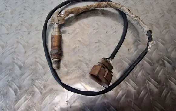 Audi A4 S4 B5 8D Lambda probe sensor 021906265AG