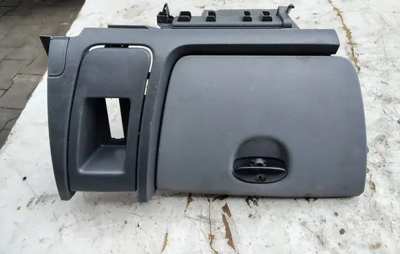 Peugeot Expert Glove box