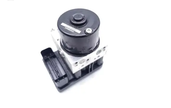 BMW 1 E82 E88 ABS Pump 6789300 10020604174 10096008453