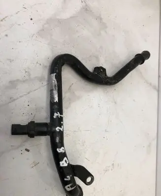 Audi A4 S4 B8 8K Engine coolant pipe/hose 059121064b 059121