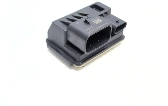 BMW 1 F20 F21 Glow plug pre-heat relay 8570087