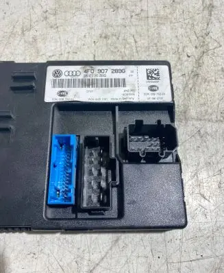 Audi A6 S6 C6 4F Light module LCM 4F0907289G 4F0910289G