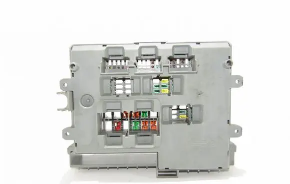 BMW 3 E90 E91 Fuse module 10688710