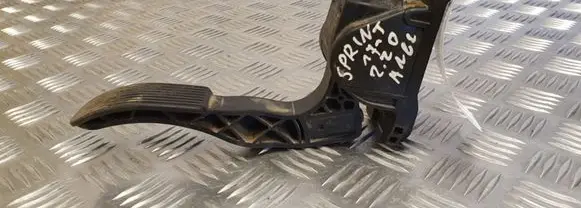 Mercedes-Benz Sprinter W906 Accelerator throttle pedal A4473000200