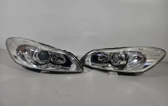 Volvo C30 Headlights/headlamps set 12395743073245