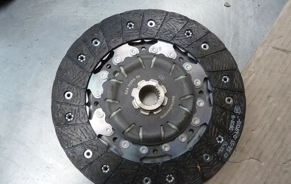 Audi A3 S3 8P Pressure plate 3000950940-OKS-T