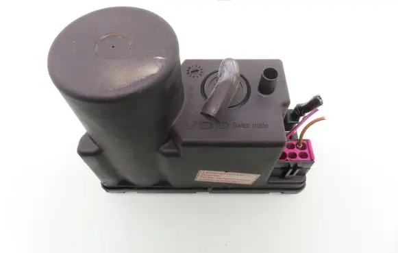 Audi A4 S4 B5 8D Central locking vacuum pump 4A0862257A