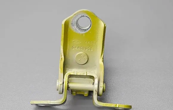 Ford Fiesta Front door upper hinge 043GPD5E 044FRD5E AA8S