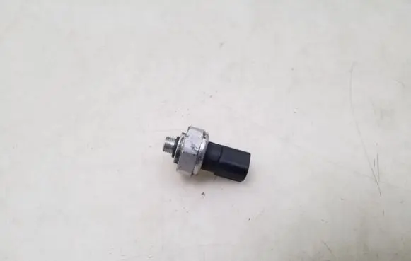 Mercedes-Benz B W246 W242 Air conditioning (A/C) pressure sensor 2110000283