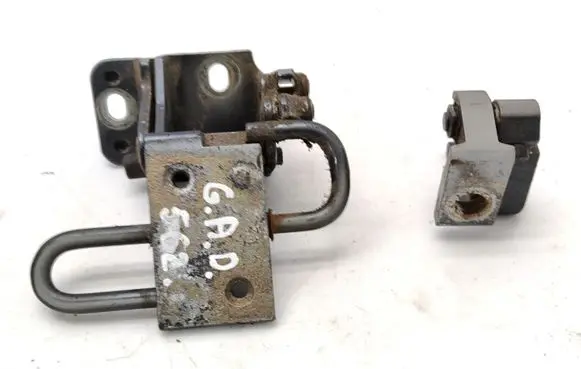 Rear door hinge set