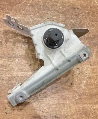 BMW X3 F25 Fender mounting bracket 75706