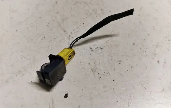 Mercedes-Benz E W212 Airbag deployment crash/impact sensor A2128204928