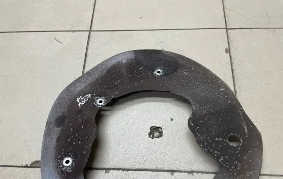 Audi A6 C7 Front brake disc dust cover plate 
