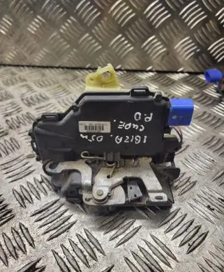 Seat Ibiza III (6L) Front door lock 3B18370116C