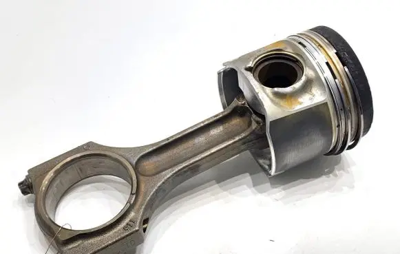BMW 5 F10 F11 Piston with connecting rod 
