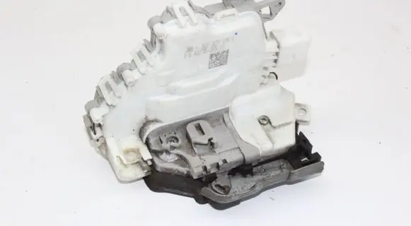 Audi A6 S6 C7 4G Front door lock 8J2837016E