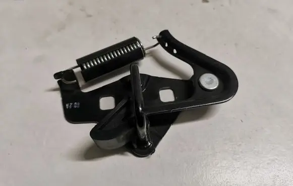 Ford Mustang V Tailgate/trunk/boot lock/catch/latch EJ7VA