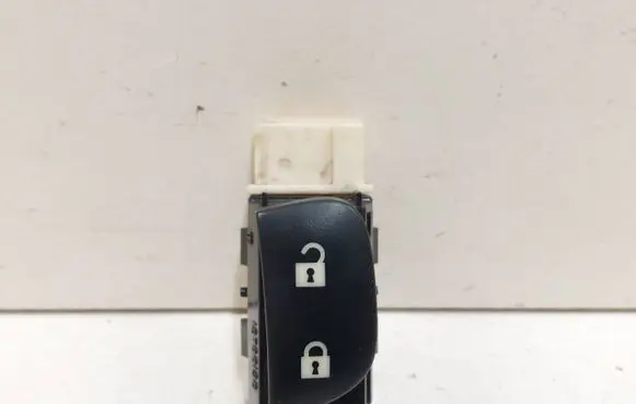 Central locking switch button