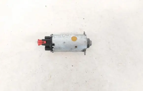 Alfa Romeo 166 Seat adjustment motor 0130002424 185325-102