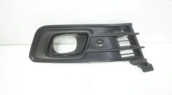 Renault Captur Front bumper lower grill 261A24736R