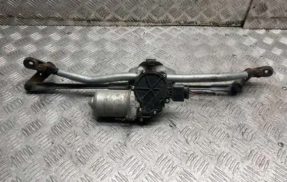 Skoda Fabia Mk2 (5J) Front wiper linkage and motor 5J1955113B