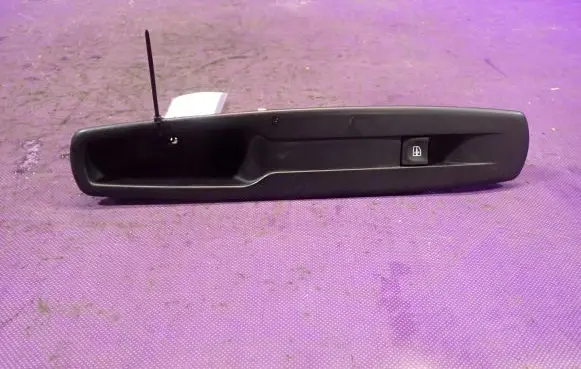 Nissan Micra Quarter vent window switch E301763089C