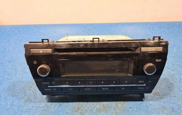 Toyota Corolla E10 Radio/GPS head unit trim 53885