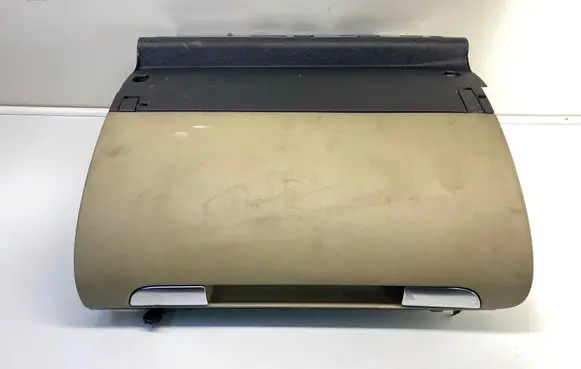 Audi A3 S3 A3 Sportback 8P Glove box 8P1857035 8P0971679P