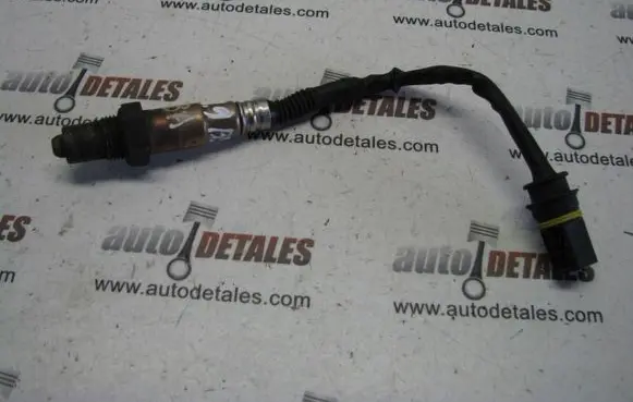 Mercedes-Benz A W168 Lambda probe sensor A0015403717