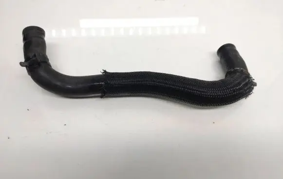 Toyota Auris E180 Engine coolant pipe/hose 131223