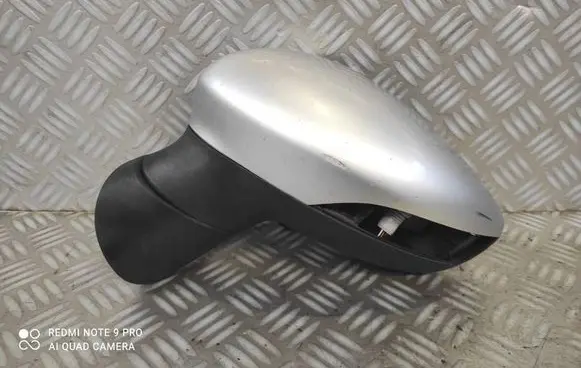 Ford Fiesta Front door electric wing mirror 