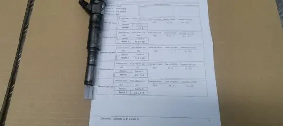 BMW 5 E39 Fuel injector 0445110048