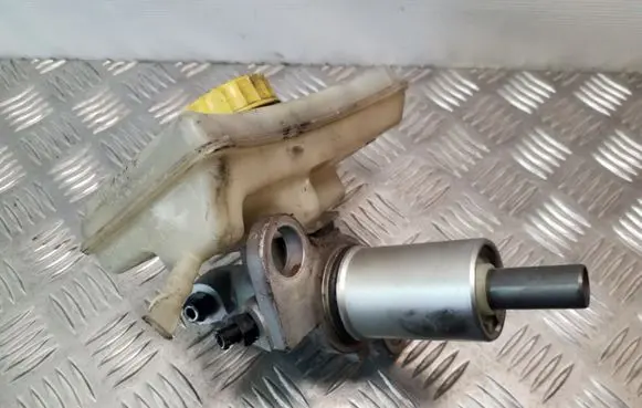 Audi A4 S4 B6 8E 8H Master brake cylinder 8E0611301E 320670094