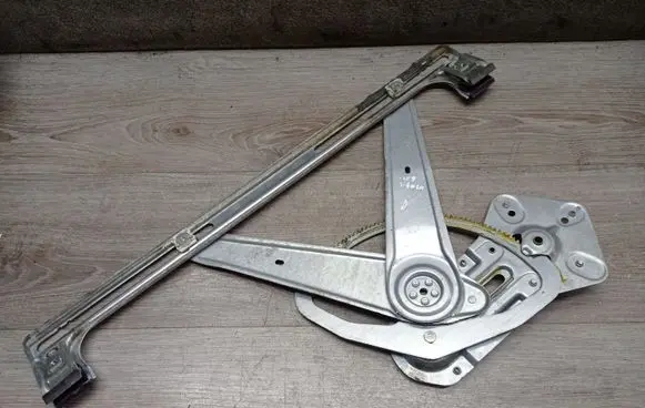 Volvo V70 Front window lifting mechanism without motor 983165 30784510