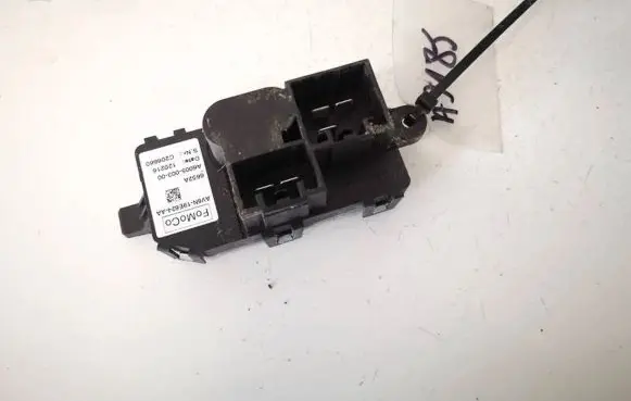 Heater blower motor/fan resistor
