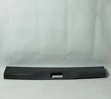 Opel Zafira B Trunk/boot sill cover protection 322225228