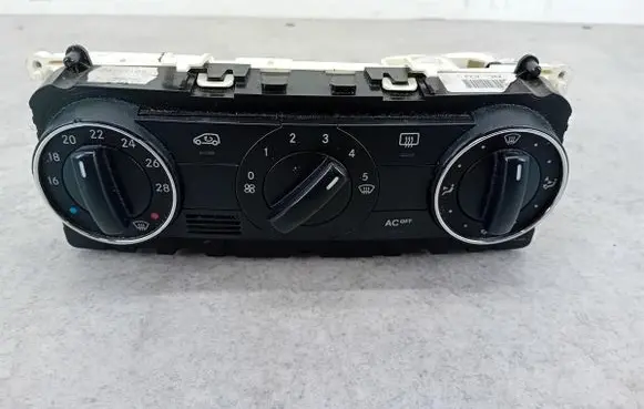 Mercedes-Benz A W169 Climate control/heater control trim A1698300585