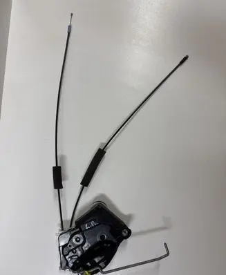Subaru Forester SJ Front door lock 61032SG090