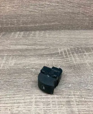 Audi A3 S3 8P Electric window control switch 8Z0959855B